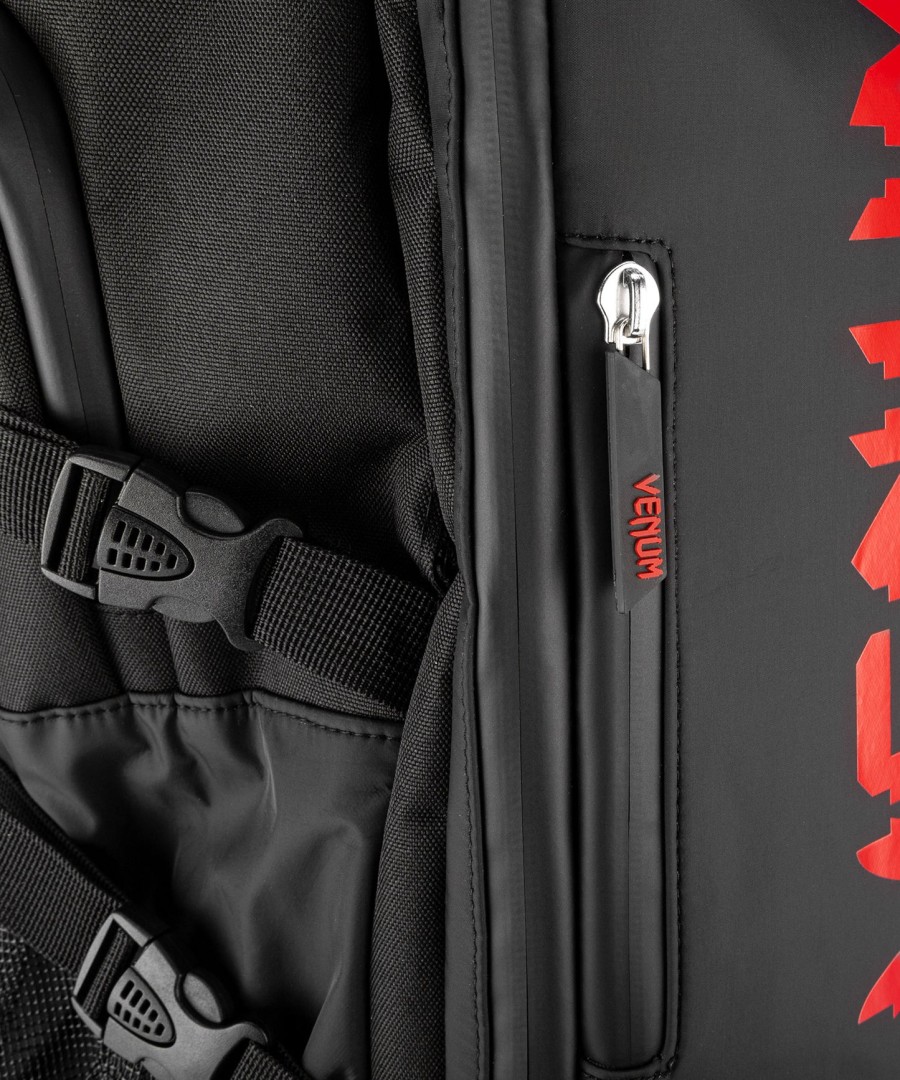 venum challenger xtrem evo バックパック - ブラックレッド