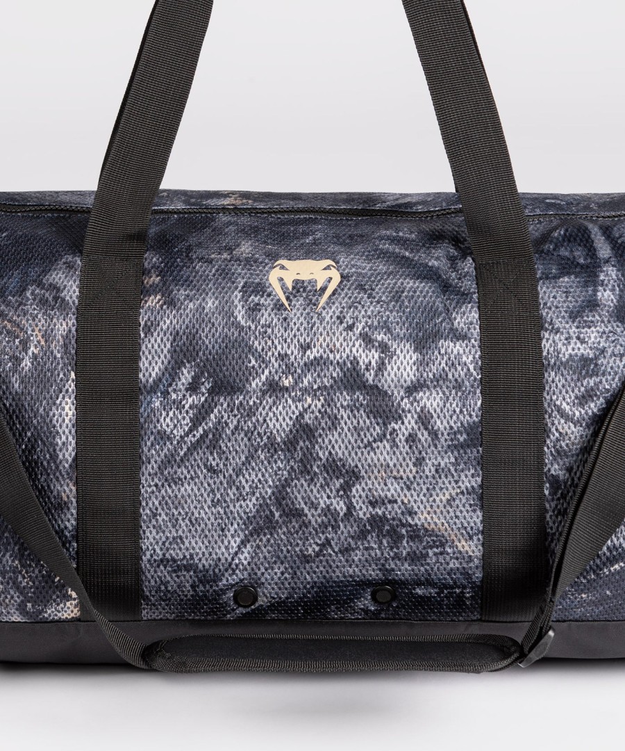 venum laser xt realtree ダッフルバッグ - ダークカモグレー
