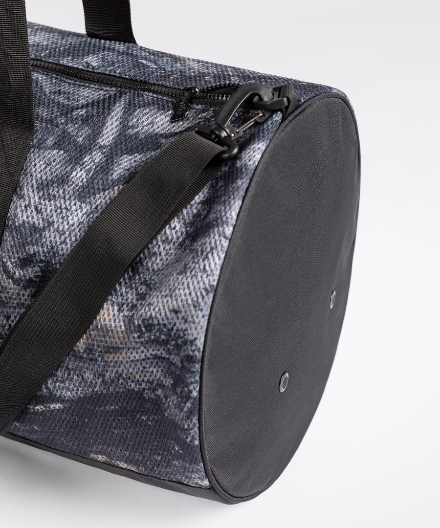 venum laser xt realtree ダッフルバッグ - ダークカモグレー