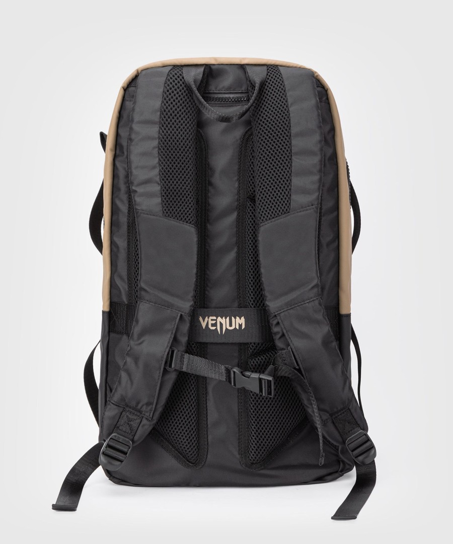 venum evo 2 バックパック - ブラックサンド