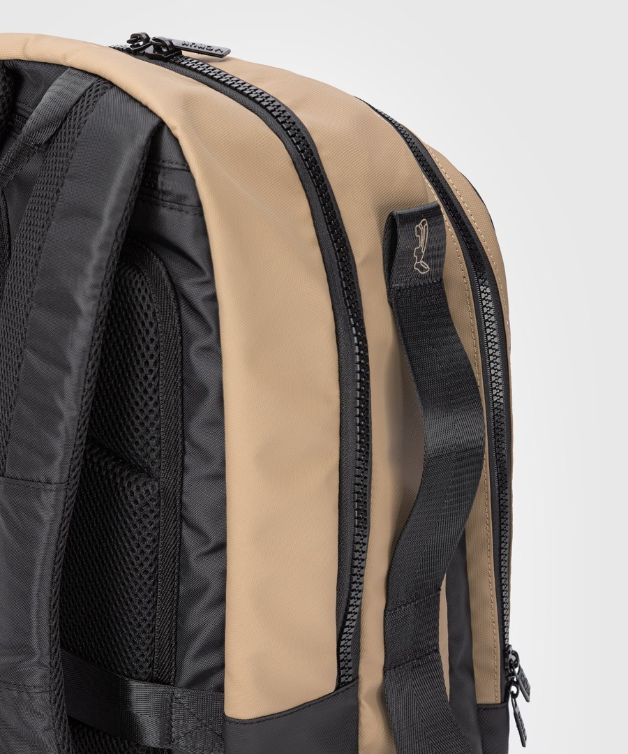 venum evo 2 バックパック - ブラックサンド