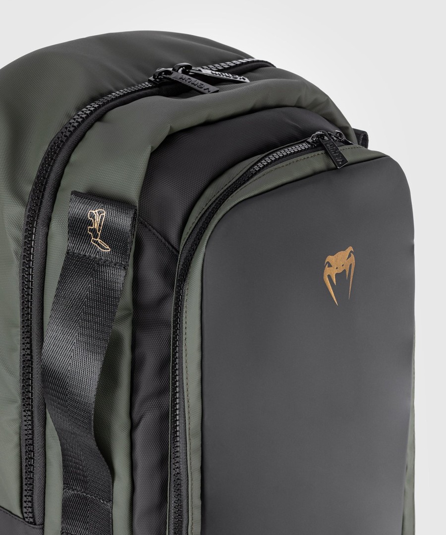 venum evo 2 バックパック - ブラックカーキ