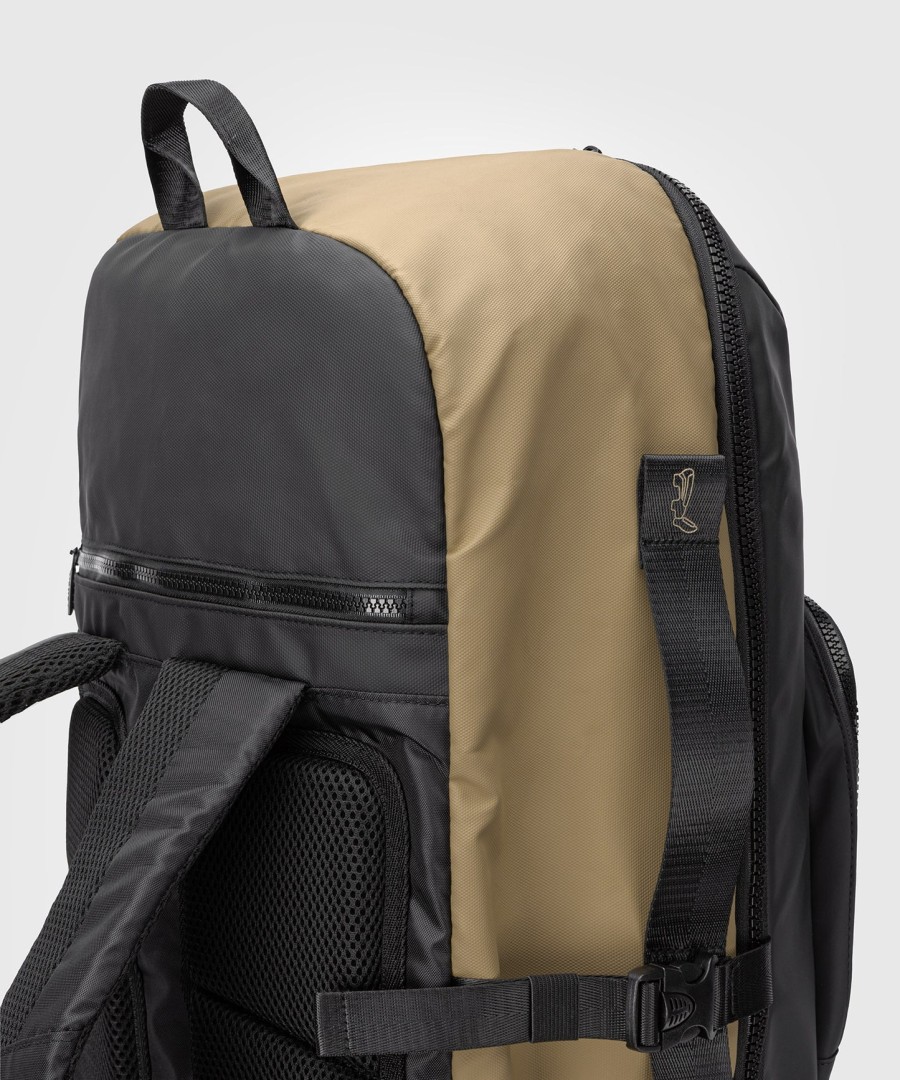 venum evo 2 xtrem バックパック - ブラックサンド