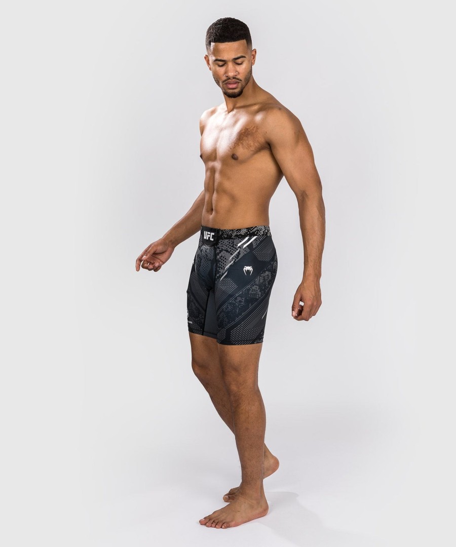 ufc adrenaline by venum authentic fight night メンズ vale tudo ショートパンツ - ブラック