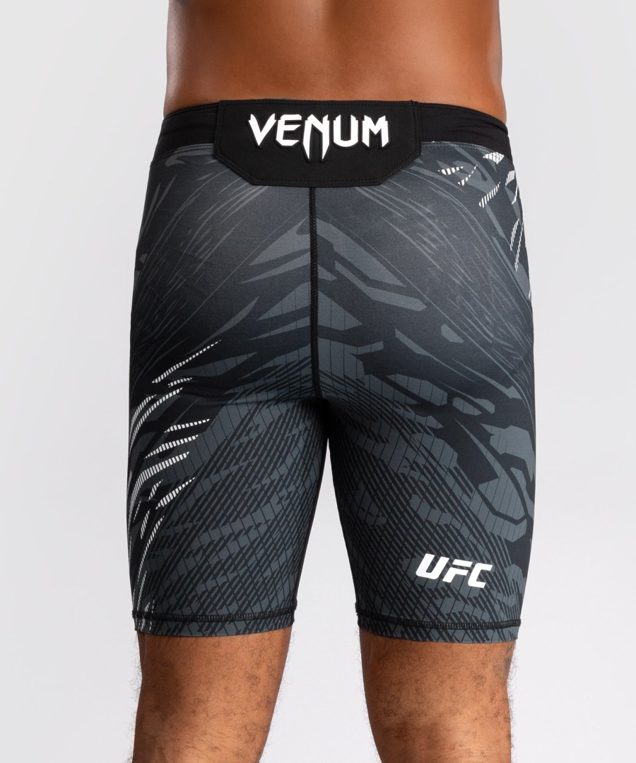 ufc fusion by venum authentic fight night メンズ vale tudo ショーツ - ブラック