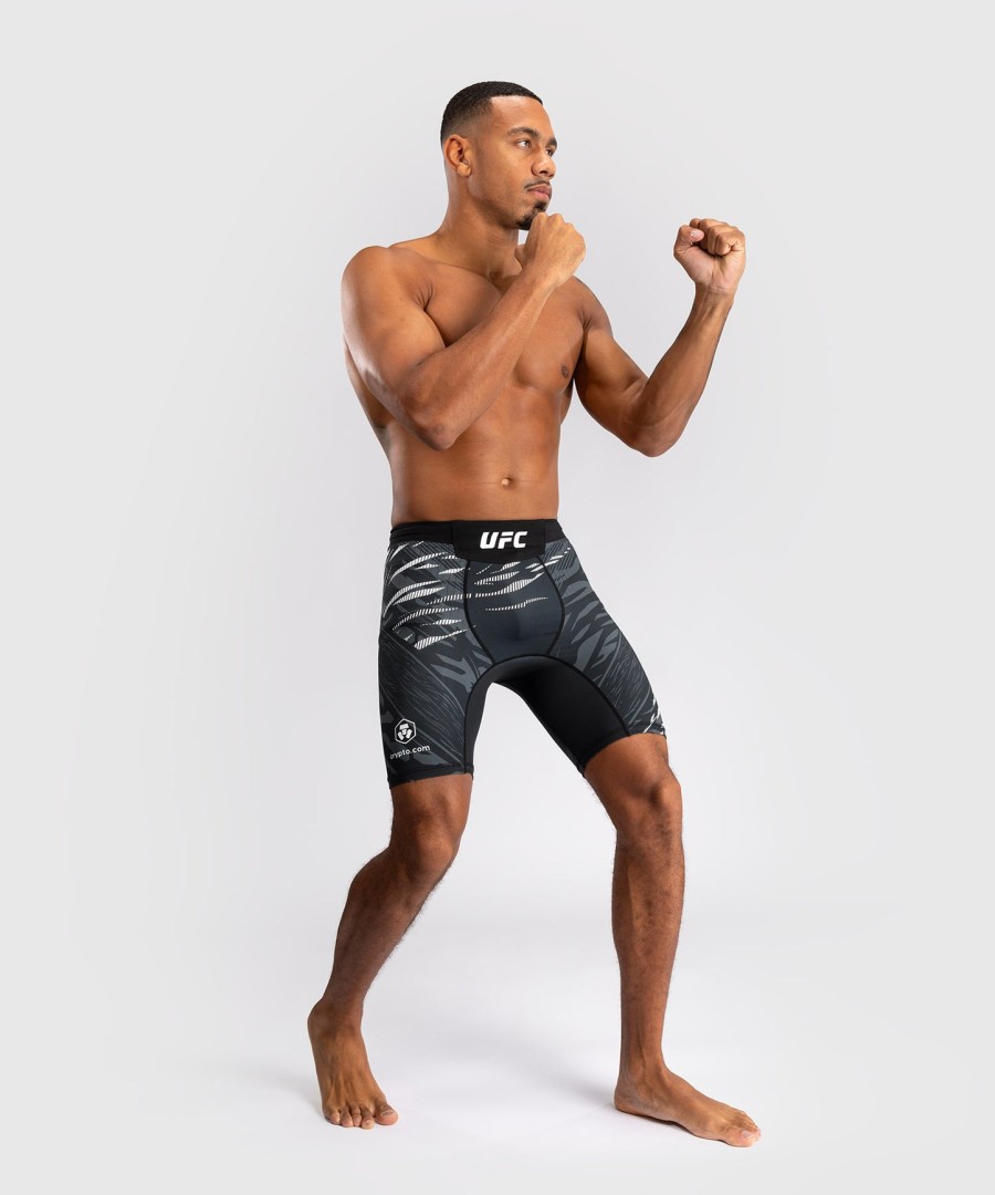 ufc fusion by venum authentic fight night メンズ vale tudo ショーツ - ブラック