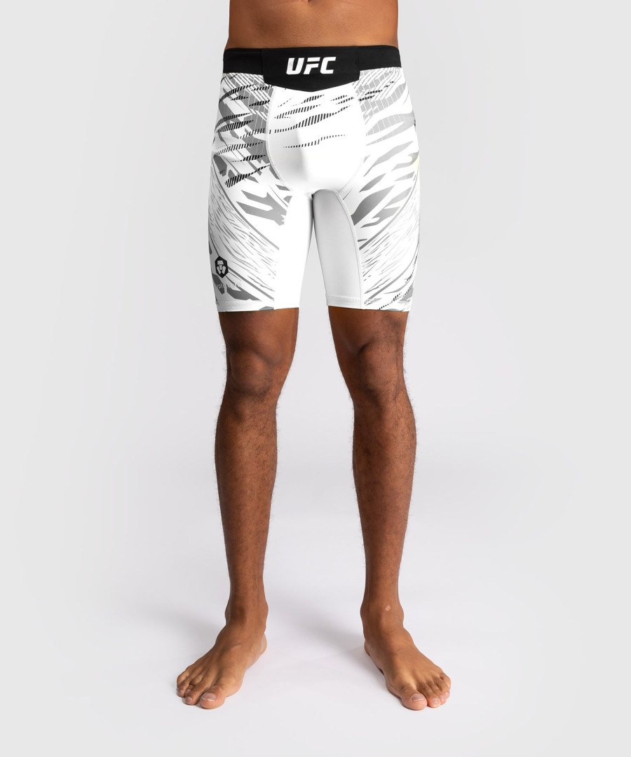 ufc fusion by venum authentic fight night メンズ vale tudo ショーツ - ホワイト
