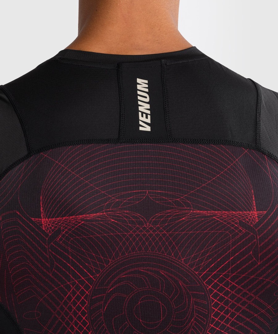 venum g-fit air メンズ ノースリーブ ラッシュガード - ディープブラックファイアレッド