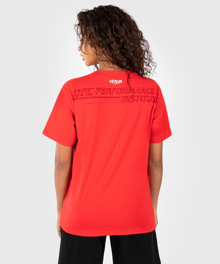 ufc venum パフォーマンス インスティテュート 2.0 レディース tシャツ - レッド