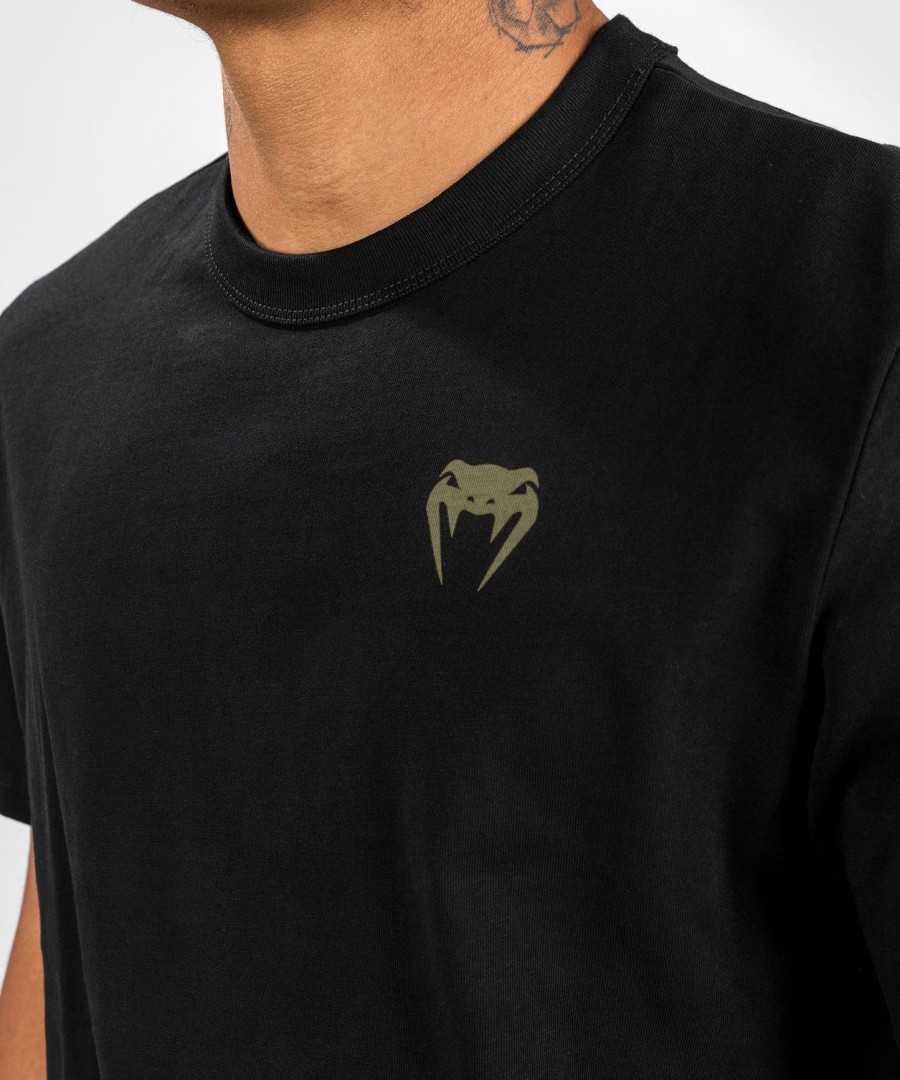 venum fangs tシャツ - レギュラーフィット - ブラック