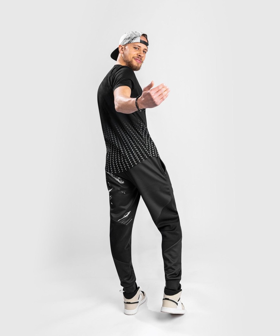 ufc venum オーセンティック ファイトウィーク メンズ 2.0 半袖tシャツ - ブラック