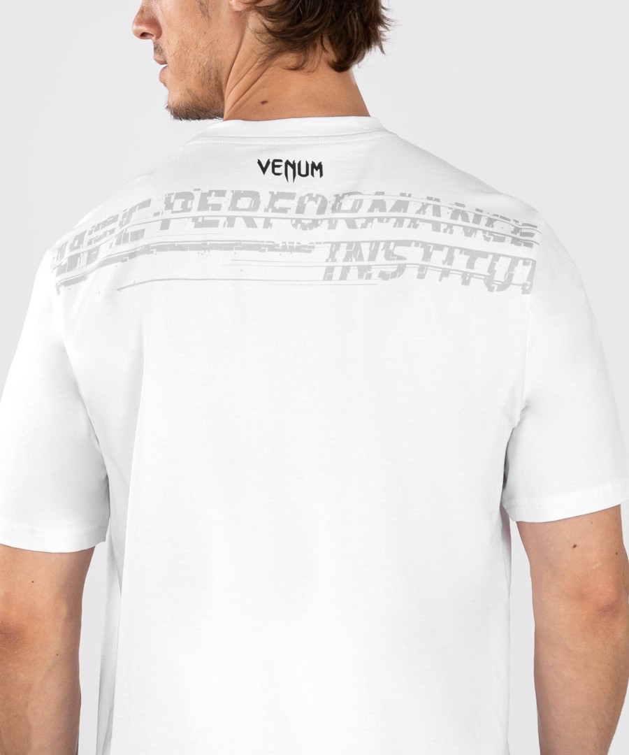 ufc venum パフォーマンス インスティテュート 2.0 メンズ tシャツ - ホワイト