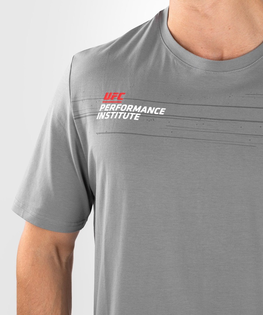 ufc venum performance institute 2.0 メンズ tシャツ - グレー