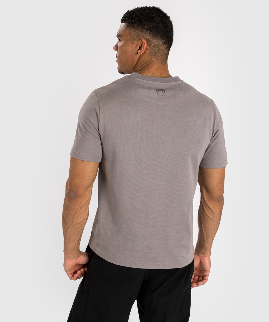 ufc by venum ulti-man tシャツ - グレー