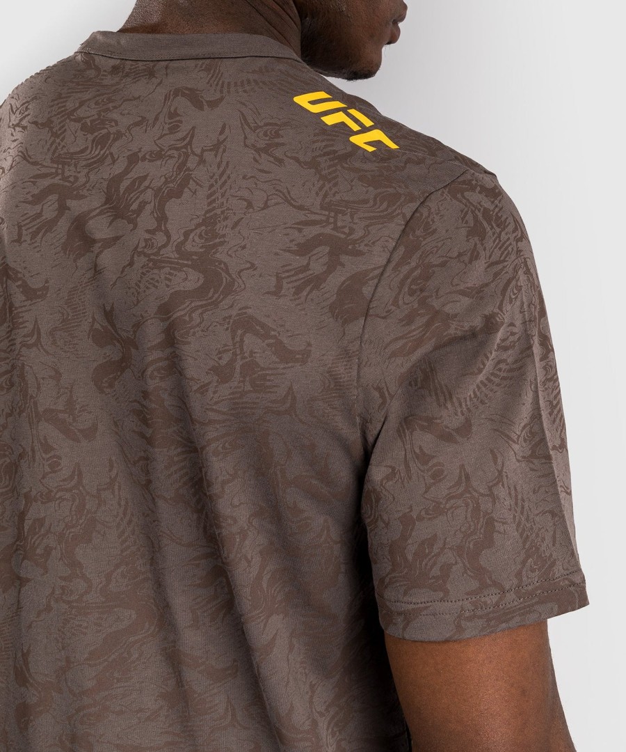 ufc fusion by venum ファイトウィーク メンズ 半袖tシャツ - アースブラウン