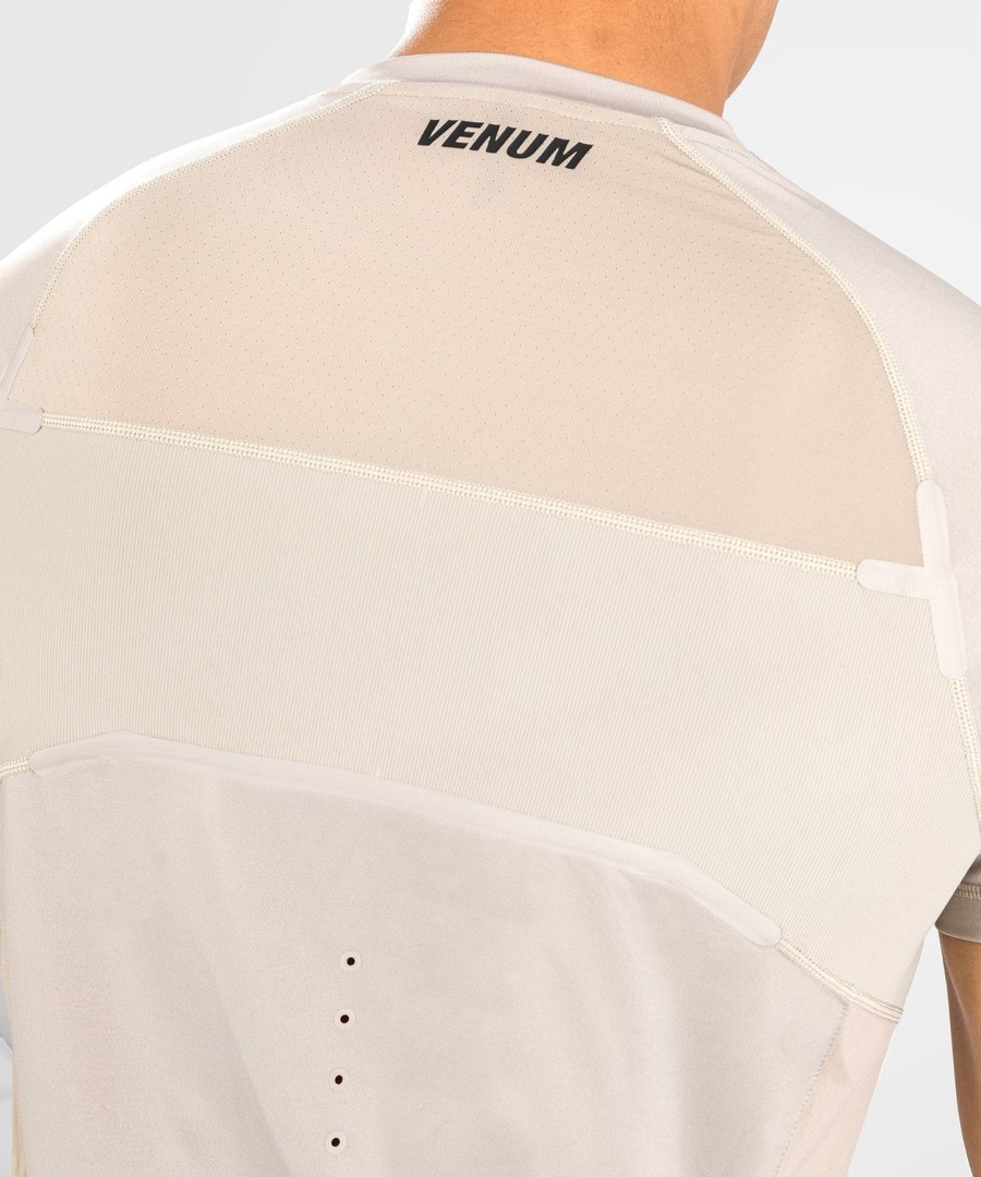 venum g-fit エアドライテック tシャツ - サンド