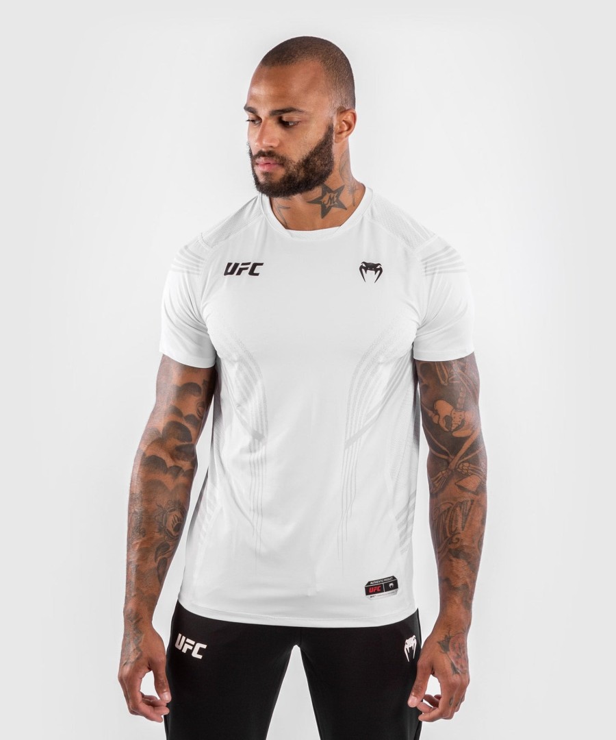 ufc venum オーセンティック ファイトナイト メンズ ウォークアウト ジャージ - ホワイト