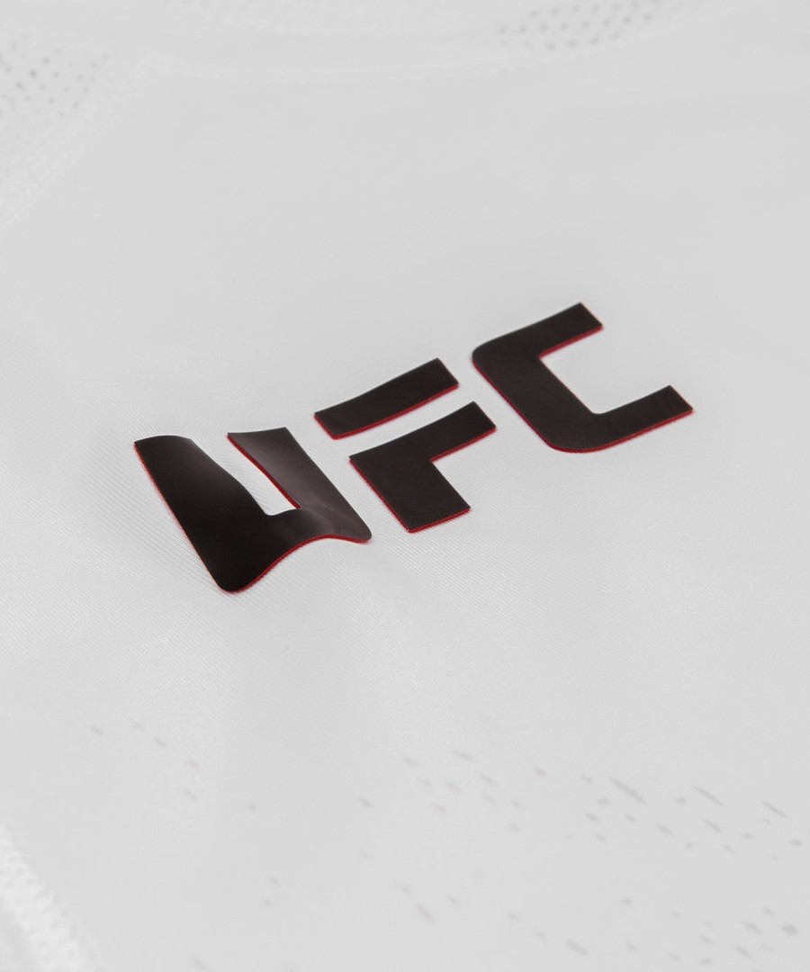 ufc venum オーセンティック ファイトナイト メンズ ウォークアウト ジャージ - ホワイト