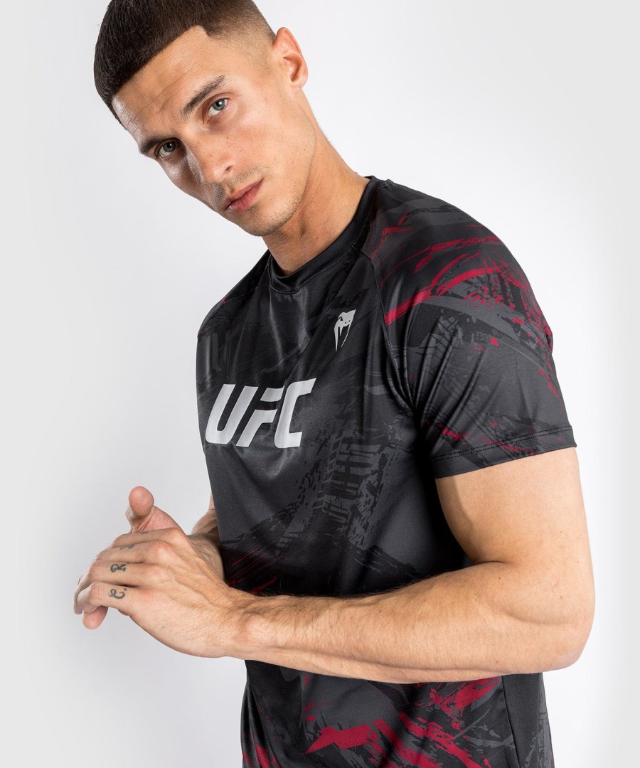 ufc venum authentic fight week 2.0 メンズ ドライテック tシャツ - ブラック