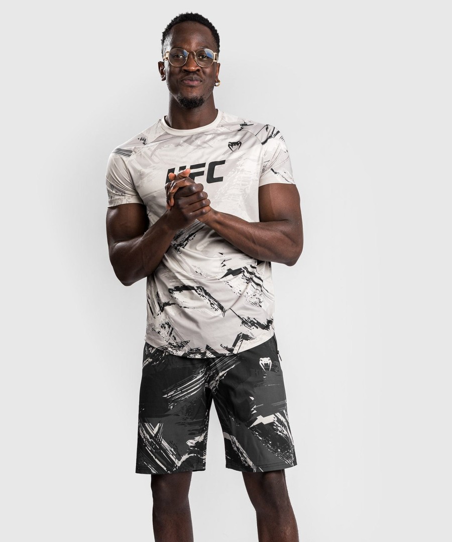 ufc venum authentic fight week 2.0 メンズ ドライテック tシャツ - サンド