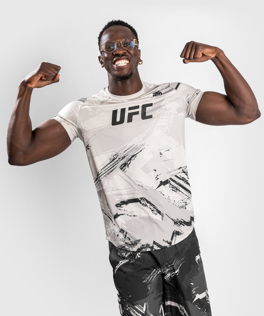 ufc venum authentic fight week 2.0 メンズ ドライテック tシャツ - サンド