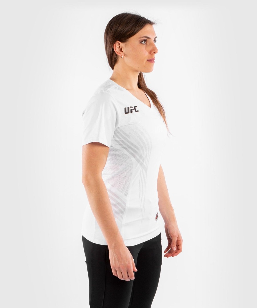 ufc venum パーソナライズ オーセンティック ファイトナイト レディース ウォークアウト ジャージ - ホワイト