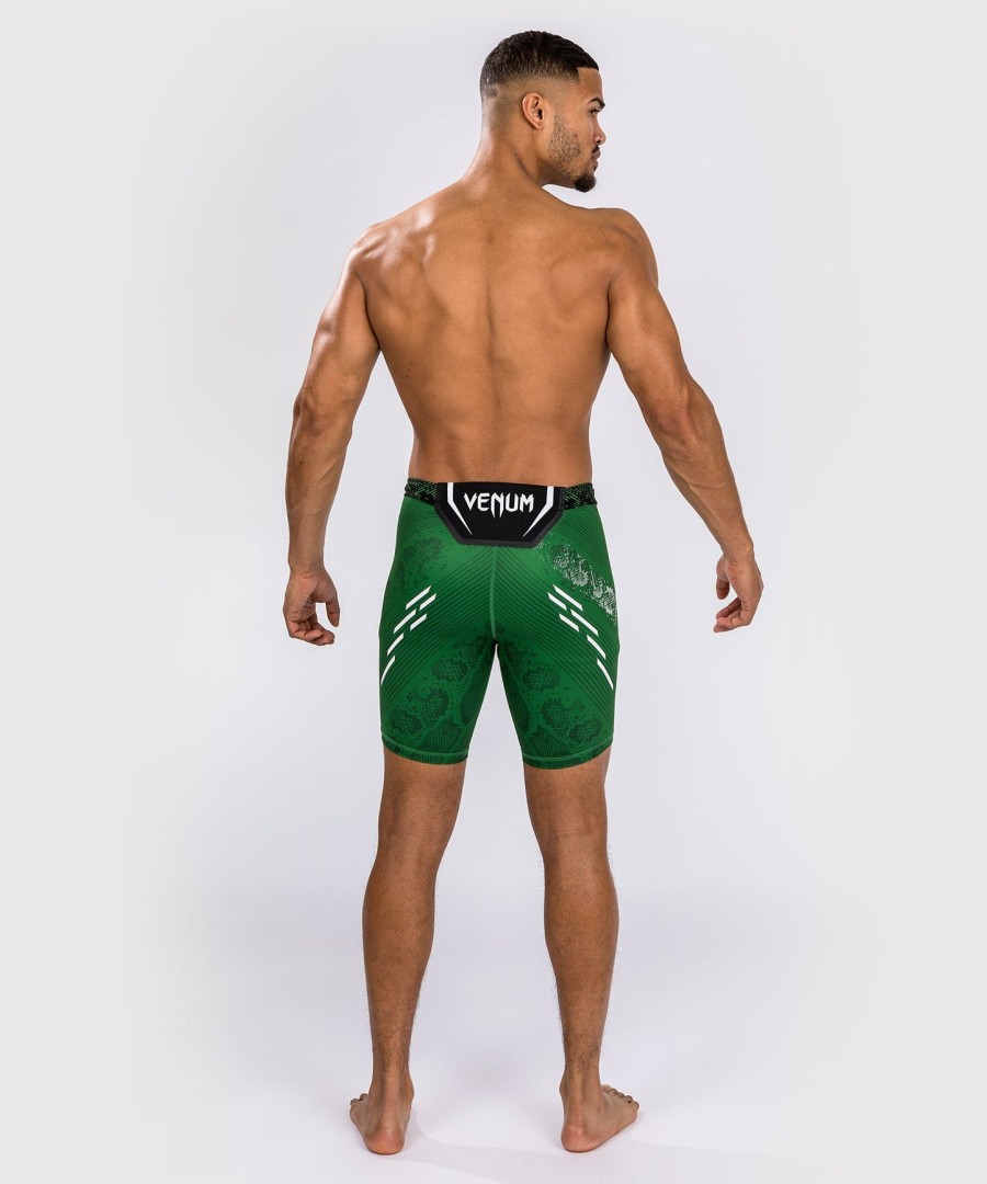 ufc adrenaline by venum authentic fight night メンズ vale tudo ショーツ - グリーン