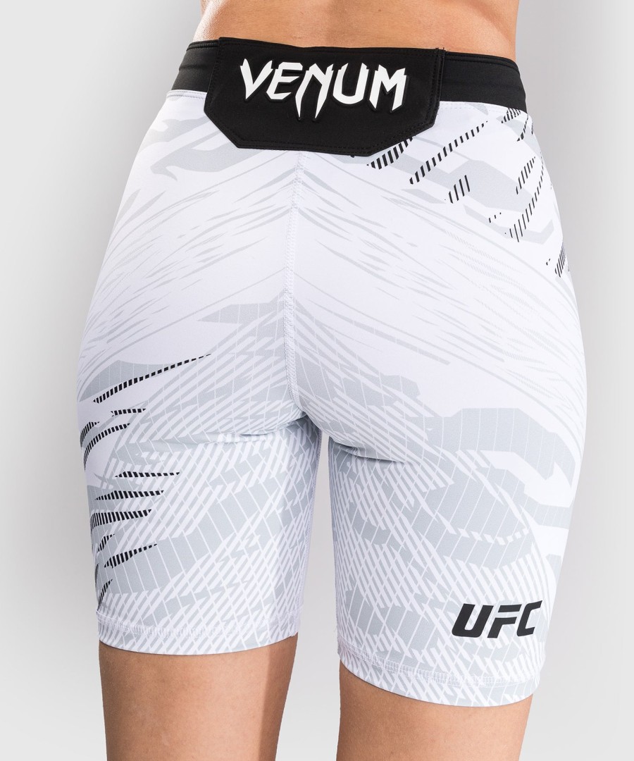 ufc fusion by venum オーセンティック ファイトナイト レディース vale tudo ショートパンツ - ロングフィット - ホワイト