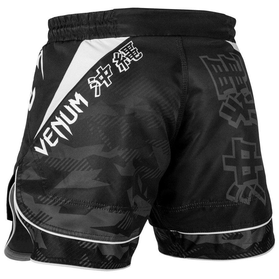 venum 沖縄 2.0 ファイトショーツ - ブラックホワイト