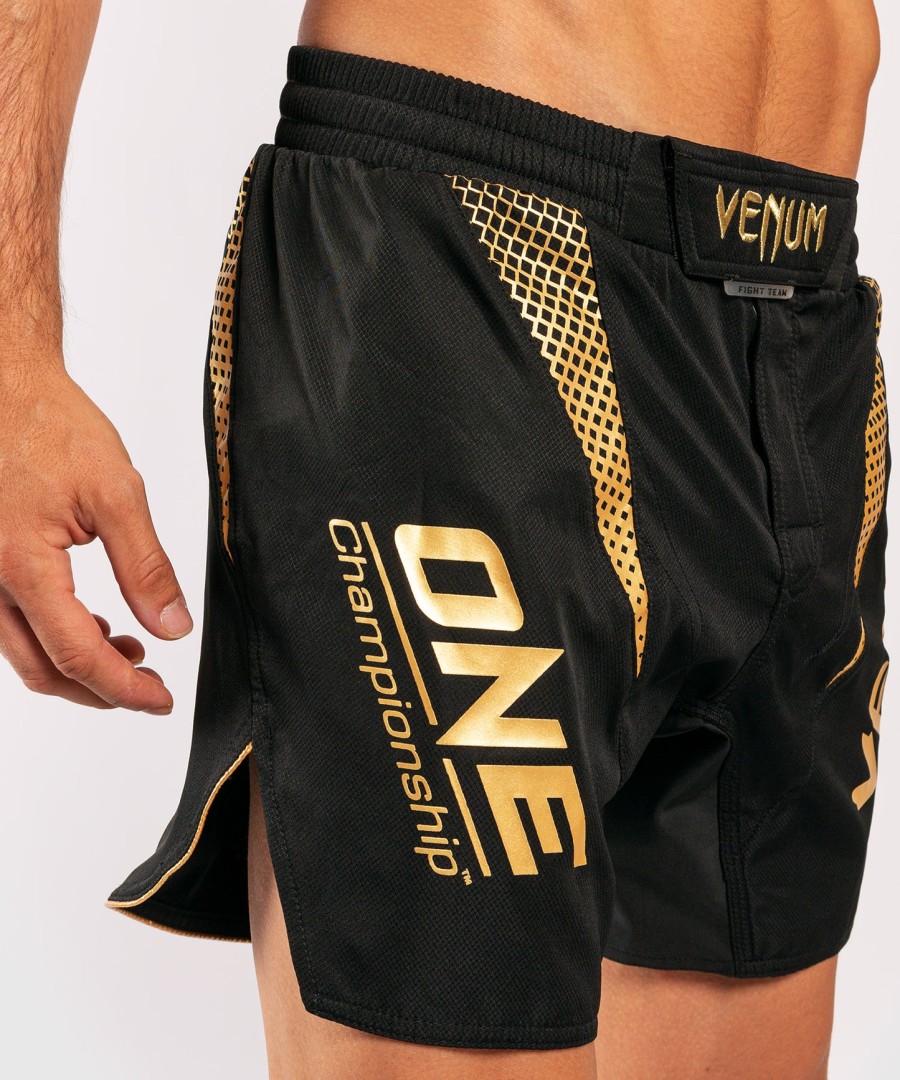 venum x one fc ファイトショーツ
