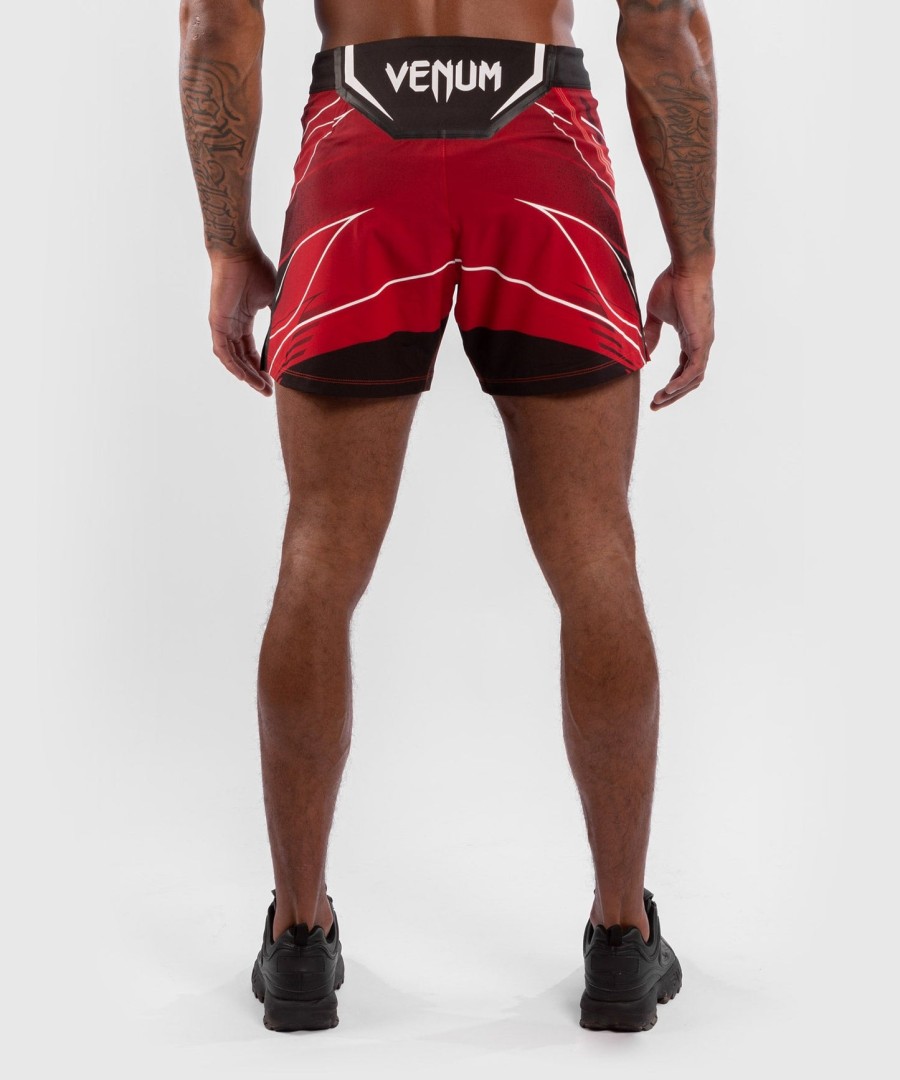 ufc venum オーセンティック ファイトナイト メンズ ショーツ - ショートフィット - レッド