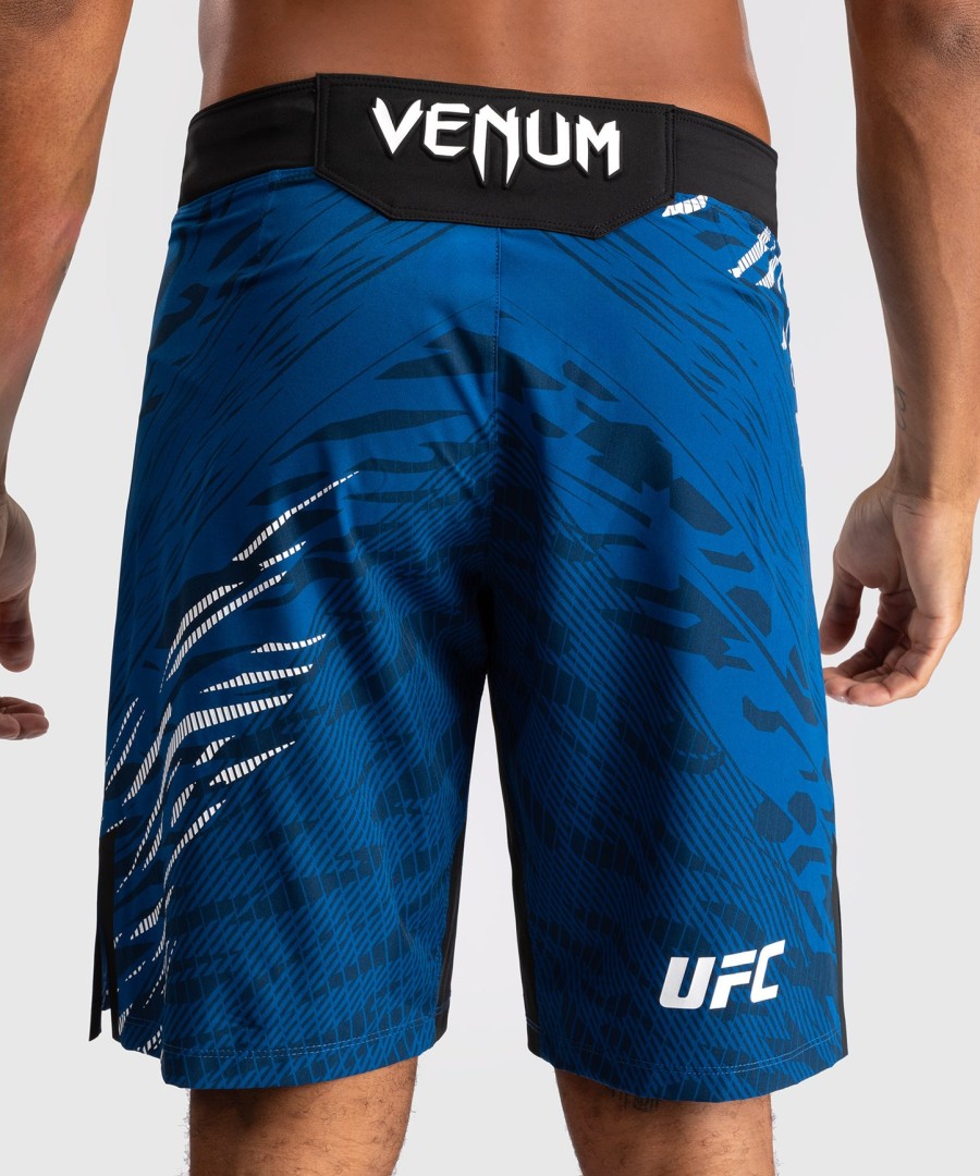 ufc fusion by venum オーセンティック ファイトナイト メンズ ファイトショーツ - ロングフィット - ブルー