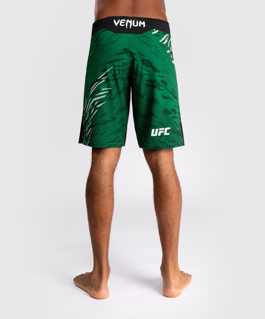 ufc fusion by venum オーセンティック ファイトナイト メンズ ファイトショーツ - ロングフィット - グリーン