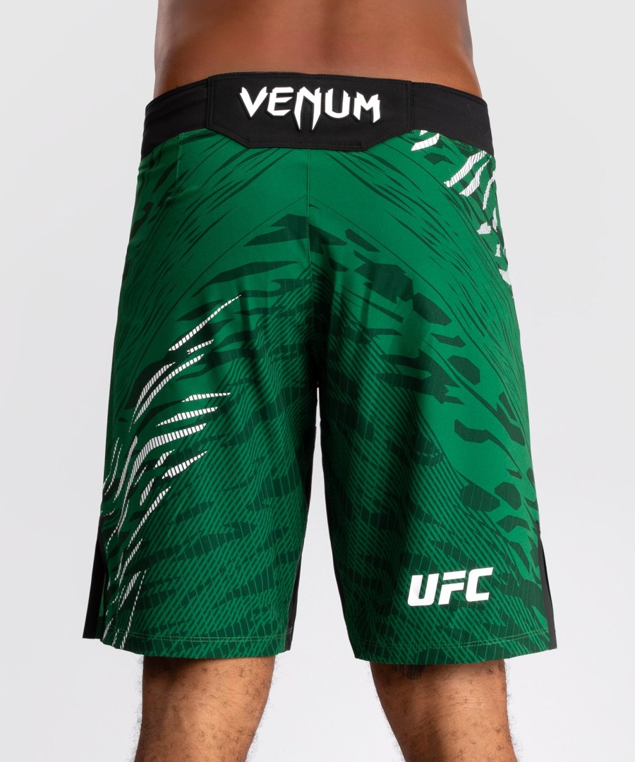 ufc fusion by venum オーセンティック ファイトナイト メンズ ファイトショーツ - ロングフィット - グリーン