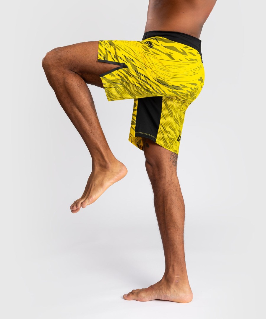 ufc fusion by venum オーセンティック ファイトナイト メンズ ファイトショーツ - ロングフィット - イエロー