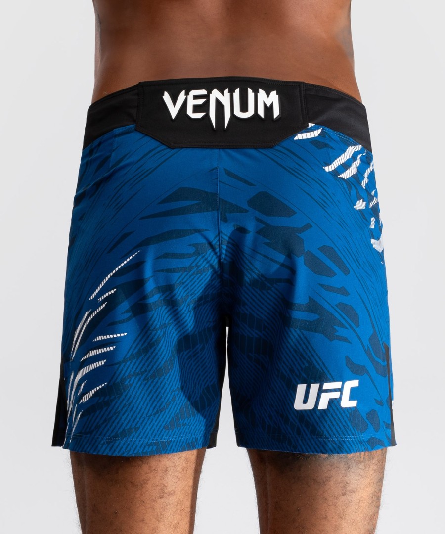 ufc fusion by venum authentic fight night メンズ ファイトショーツ - ショートフィット - ブルー
