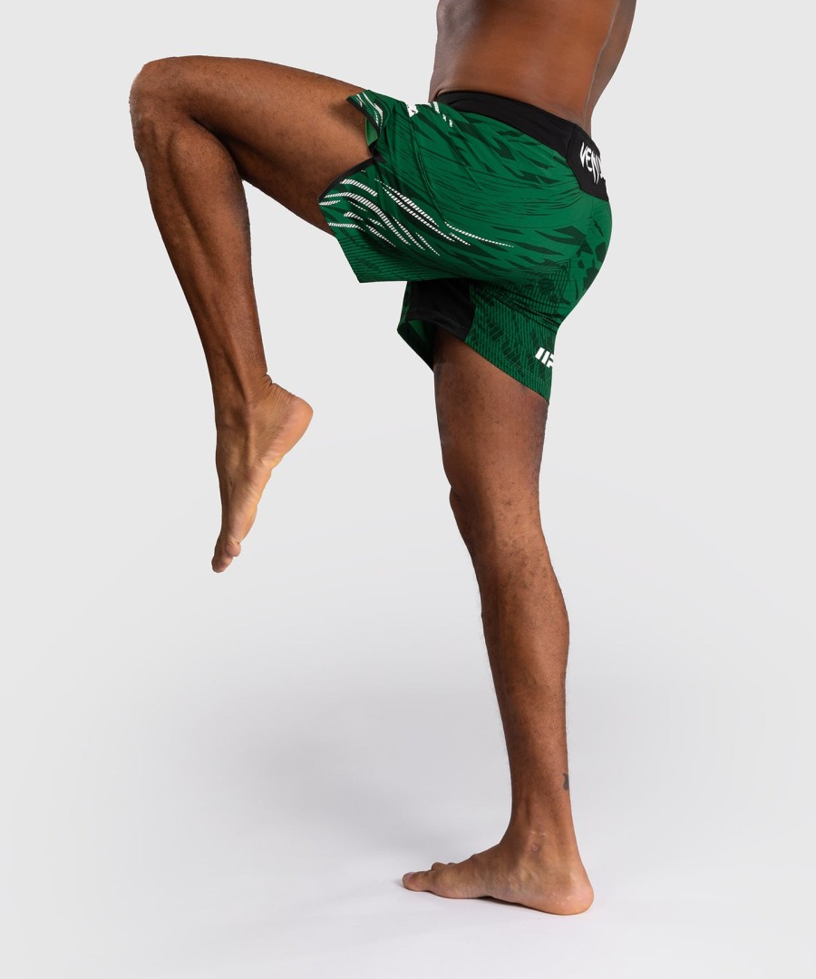 ufc fusion by venum オーセンティック ファイトナイト メンズ ファイトショーツ - ショートフィット - グリーン