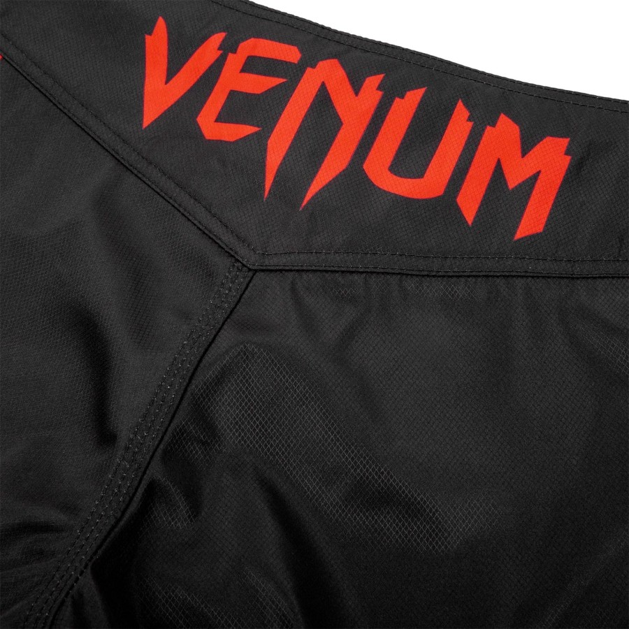 venum signature キッズ ファイトショーツ - ブラックレッド