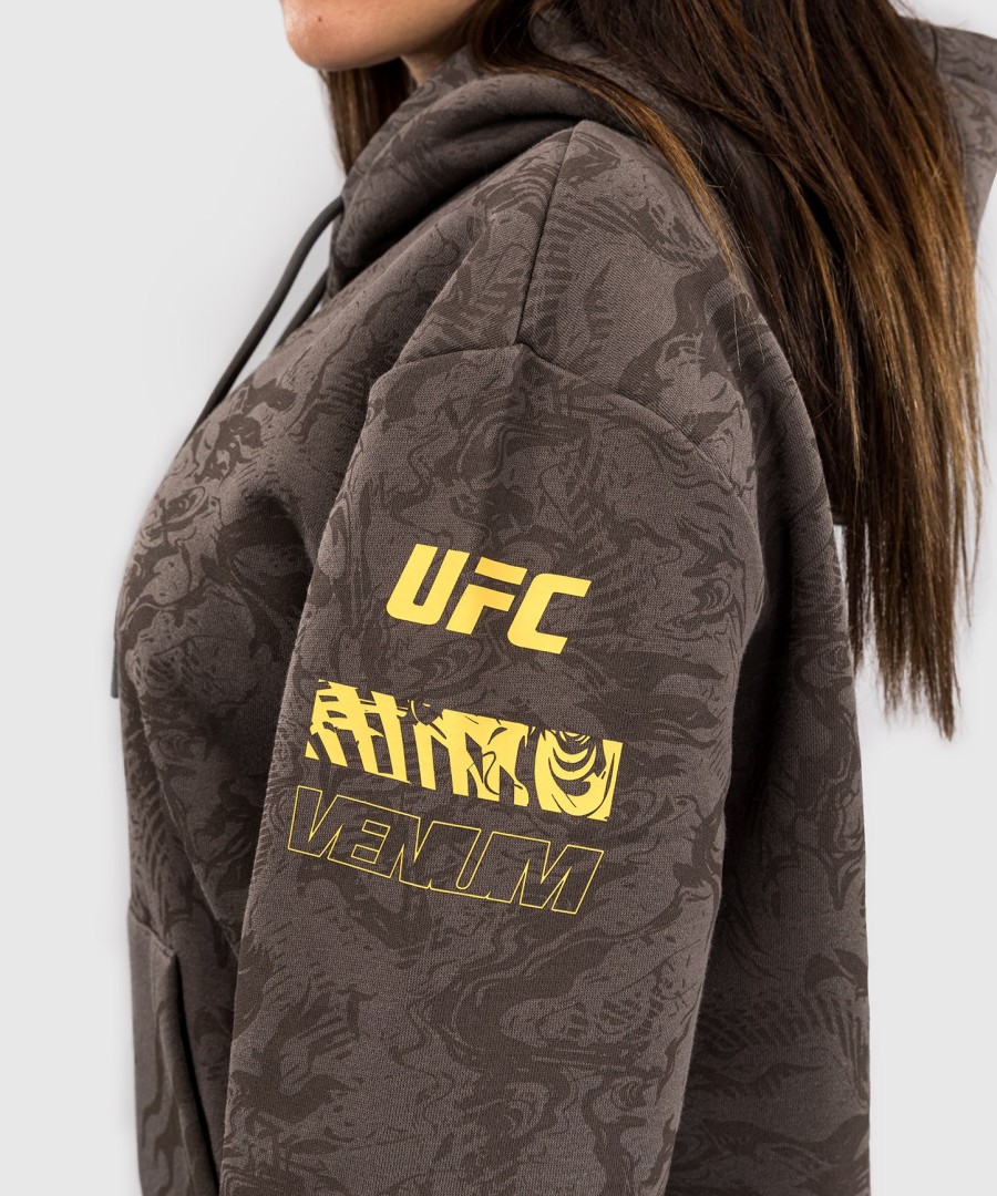 ufc fusion by venum ファイトウィーク ウィメンズ プルオーバー パーカー - アーセンブラウン