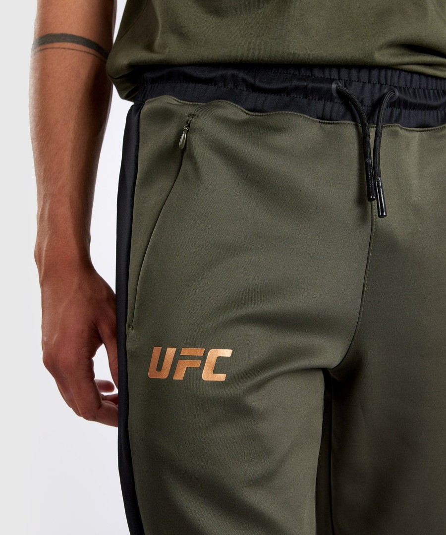 ufc adrenaline by venum fight week メンズ パフォーマンス ジョギングパンツ - カーキブロンズ