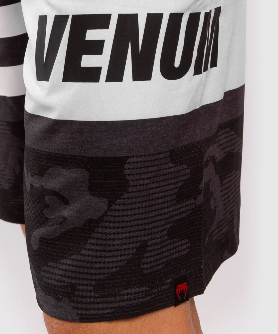 venum bandit トレーニングショーツ - ブラックグレー