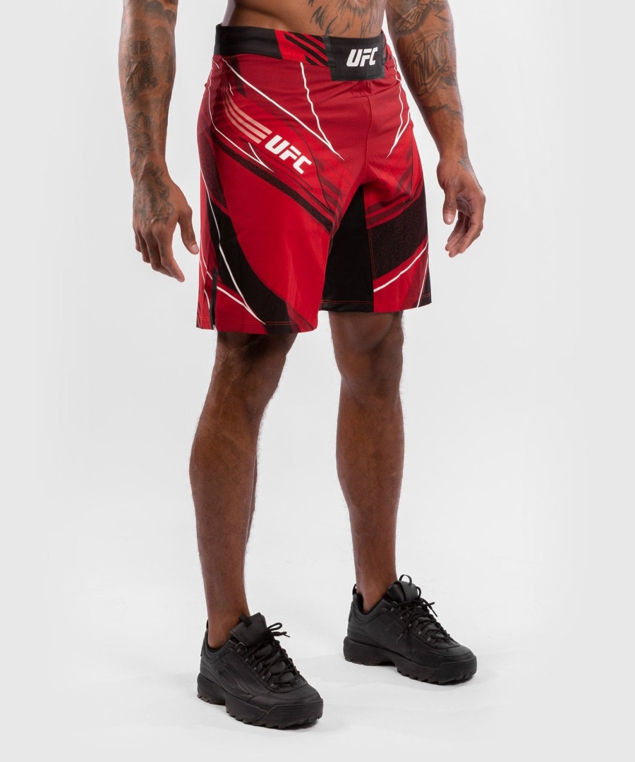 ufc venum オーセンティック ファイトナイト メンズ ショーツ - ロングフィット - レッド