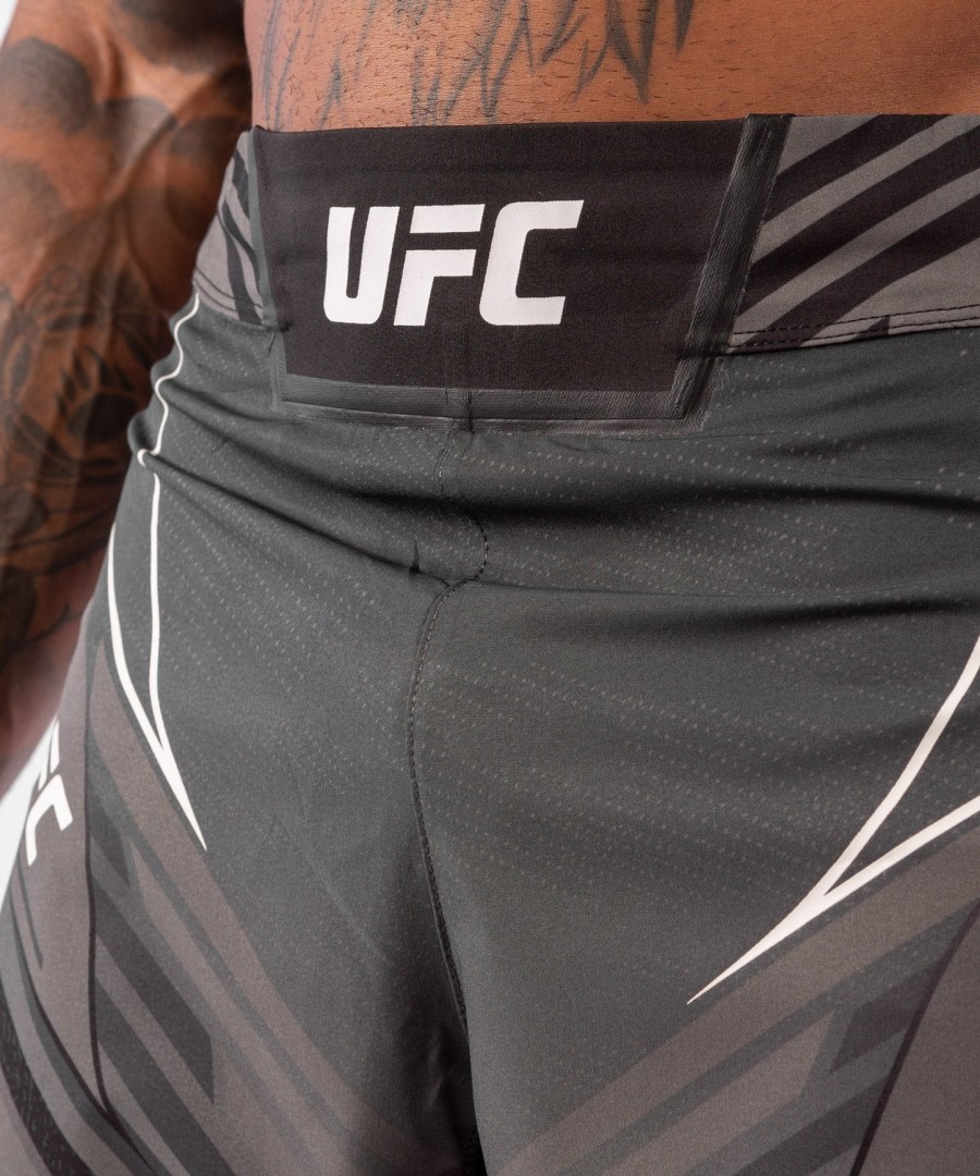 ufc venum オーセンティック ファイトナイト メンズ グラディエーターショーツ - ブラック