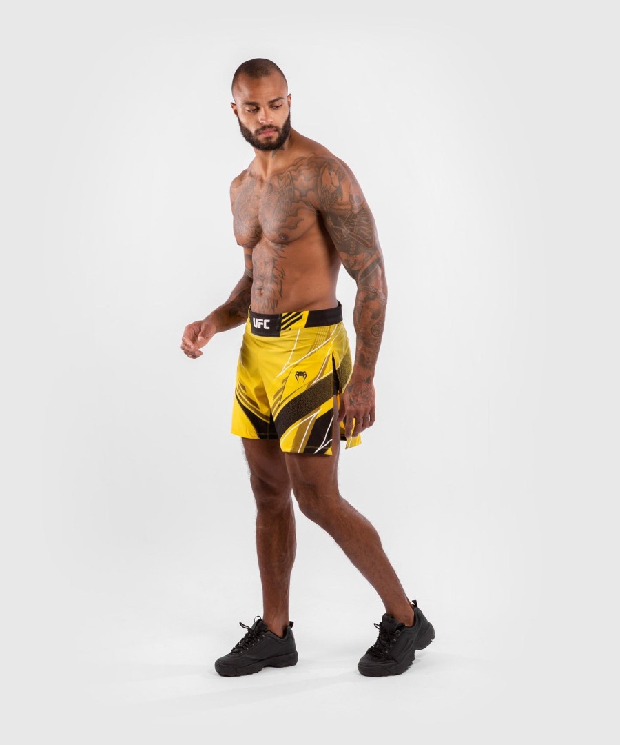ufc venum オーセンティック ファイトナイト メンズ グラディエーターショーツ - イエロー
