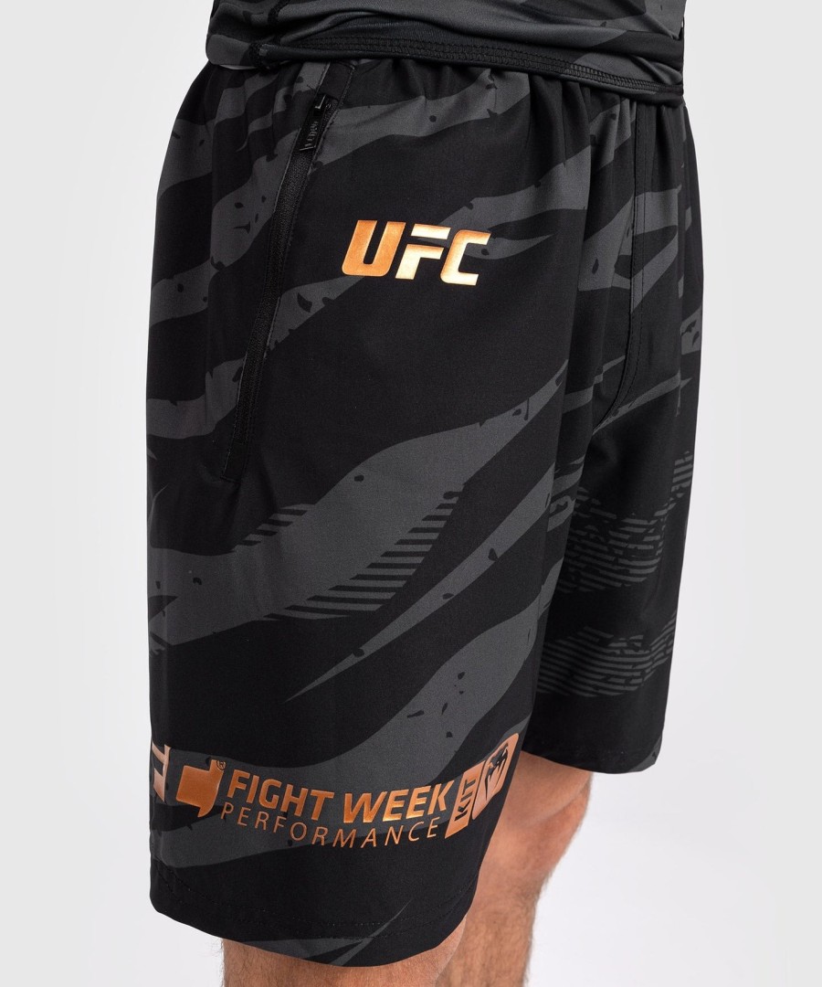 ufc adrenaline by venum ファイトウィーク パフォーマンス メンズ ショーツ - アーバンカモ